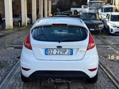 Ford Fiesta + 1.4 5 porte Bz.- GPL Bianco usata Arcola