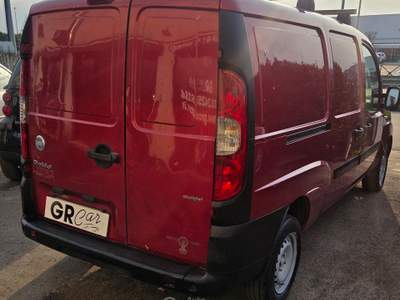 Fiat Doblò Ideale per neopatentati Rosso usata La Loggia