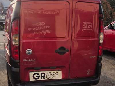 Fiat Doblò Ideale per neopatentati Rosso usata La Loggia