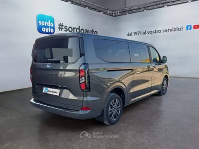 Ford Tourneo Custom 170CV Automatico Titanium Passo Lungo Grigio usata Castagnaro