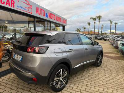 Peugeot 3008 vettura iva esposta  km 31000 Grigio usata San Gregorio di Catania