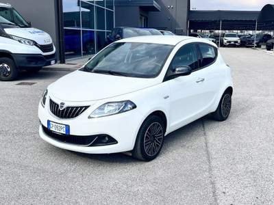 Lancia Ypsilon 1.0 FireFly 5 porte S&S Hybrid Gold Bianco usata Pieve di Soligo