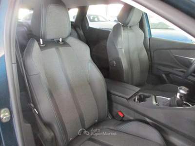 Peugeot 3008 3008 1.5 bluehdi Allure Pack 130CV usata Fossano