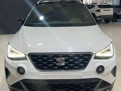 Seat Arona Arona 1.0 TGI FR Bianco usata Rondissone