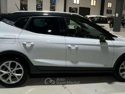 Seat Arona Arona 1.0 TGI FR Bianco usata Rondissone