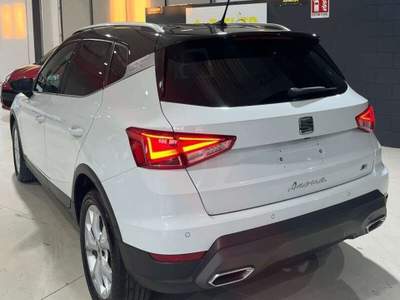 Seat Arona Arona 1.0 TGI FR Bianco usata Rondissone