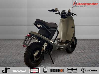XEV Kitty  Grigio usata Torino