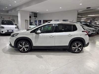 Peugeot 2008 BlueHDi 120 EAT6 Allure S/S aut. Bianco usata Milano