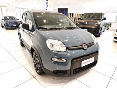 Fiat Panda Panda 1.0 firefly hybrid City Life s&s 70cv*5 POSTI* Blu/Azzurro usata Alto Reno Terme