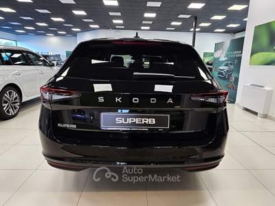 Skoda Superb Superb Wagon 2.0 tdi Style 150cv dsg Nero usata LIVORNO