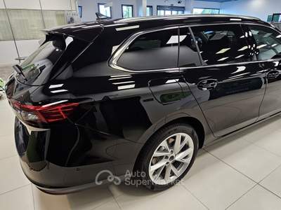 Skoda Superb Superb Wagon 2.0 tdi Style 150cv dsg Nero usata LIVORNO