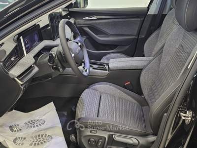 Skoda Superb Superb Wagon 2.0 tdi Style 150cv dsg Nero usata LIVORNO