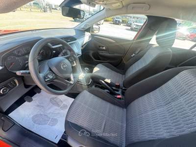 Opel Corsa 1.2 75cv Edition MT5 Arancione usata Asti