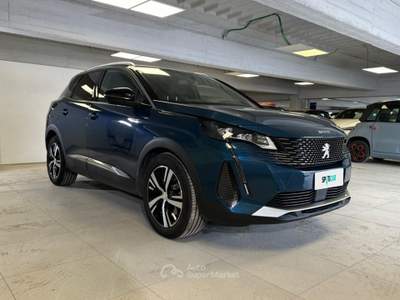 Peugeot 3008 Hybrid 225 e-EAT8 GT aut. Blu/Azzurro usata Milano
