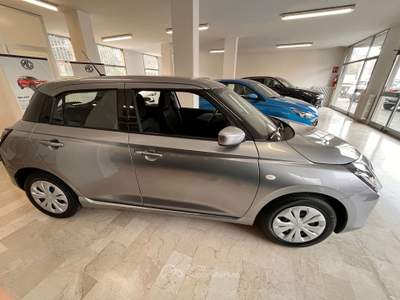 Suzuki Swift Nuova neopatentati Arancione usata Carpi