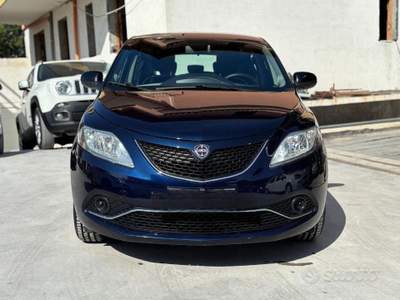 Lancia Ypsilon 85 CV 5 porte DFN Gol usata Arzano