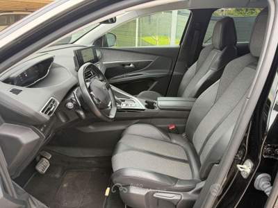 Peugeot 3008 S&S EAT8 Allure Pack AUTO usata Minturno