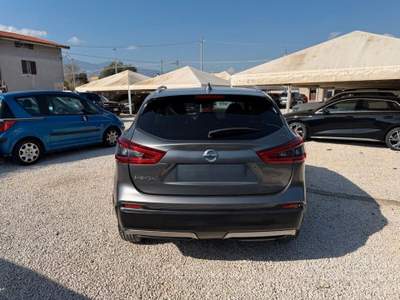 Nissan Qashqai DCT Tekna usata Minturno