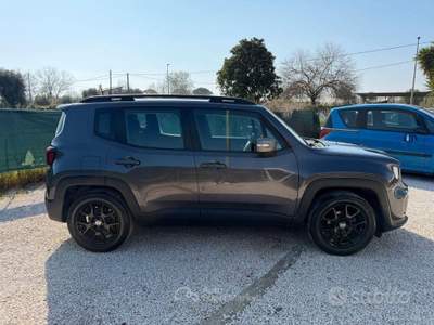 Jeep Renegade Limited Black Line usata Minturno