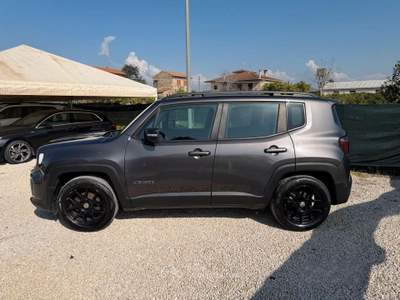 Jeep Renegade Limited Black Line usata Minturno