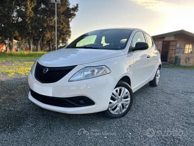Lancia Ypsilon 1.0 Hybrid*NEOPATENTATI*UNIPRO* Bianco usata Arcidosso