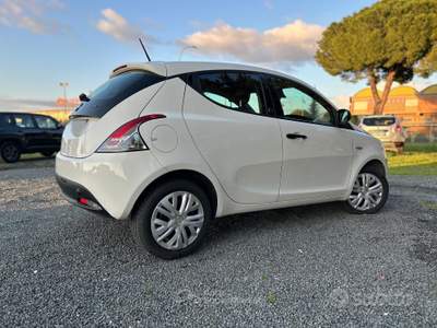 Lancia Ypsilon 1.0 Hybrid*NEOPATENTATI*UNIPRO* Bianco usata Arcidosso