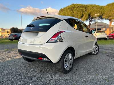 Lancia Ypsilon 1.0 Hybrid*NEOPATENTATI*UNIPRO* Bianco usata Arcidosso
