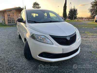 Lancia Ypsilon 1.0 Hybrid*NEOPATENTATI*UNIPRO* Bianco usata Arcidosso