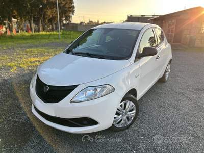 Lancia Ypsilon 1.0 Hybrid*NEOPATENTATI*UNIPRO* Bianco usata Arcidosso