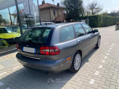 Volvo V40 1.9d 115cv Grigio usata Pinerolo