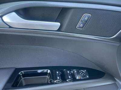 Ford Mondeo Mondeo SW 2.0 ecoblue Titanium Business s&amp;s 150cv auto my20.5 Bianco usata Sarego