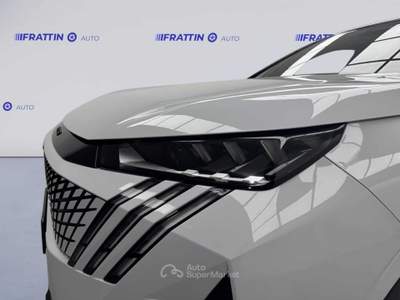 Peugeot 5008 5008 Hybrid 145 E-Dcs6 Gt Bianco usata Cassola
