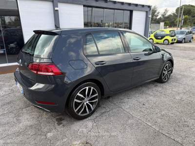 Volkswagen Golf Golf 1.6 TDI 115CV DSG 5p. Executive BMT Nero usata Mesagne