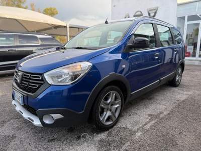 Dacia Lodgy Lodgy 1.5 Blue dCi 8V 115 CV 7p. Blu/Azzurro usata Mesagne