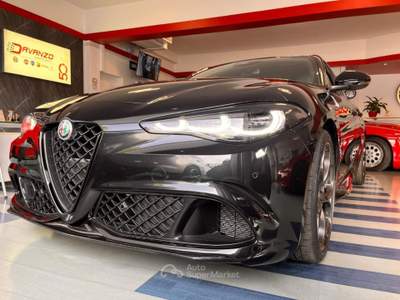 Alfa Romeo Giulia 2.9 V6 Bi-Turbo AT8 Quadrifoglio Nero usata Caorle