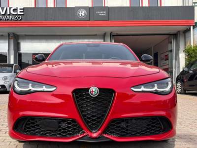 Alfa Romeo Giulia 2.0 Turbo 280 CV AT8 AWD Q4 Veloce Rosso usata Caorle