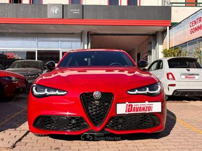 Alfa Romeo Giulia 2.0 Turbo 280 CV AT8 AWD Q4 Competizione Rosso usata Caorle