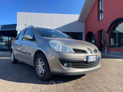 Renault Clio 1.2 16v Le Iene Bianco usata Lesmo