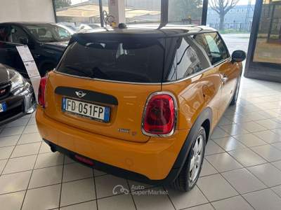 MINI Clubman Mini IV F55-F56 2016 1.5 3p Giallo usata Caravaggio