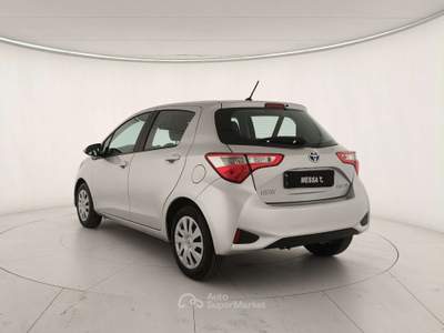 Toyota Yaris Yaris 5p 1.5h Cool Grigio usata Monza