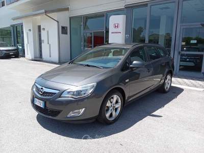 Opel Astra VISTA E PIACIUTA Grigio usata Giulianova