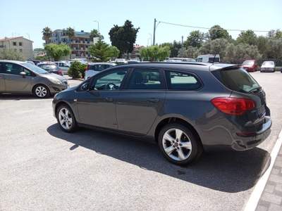 Opel Astra VISTA E PIACIUTA Grigio usata Giulianova