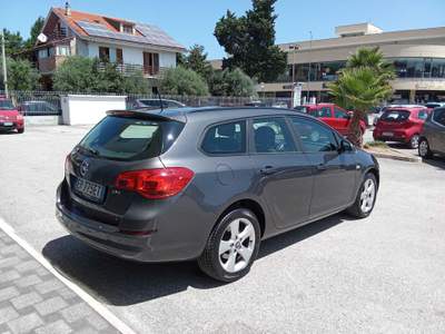 Opel Astra VISTA E PIACIUTA Grigio usata Giulianova