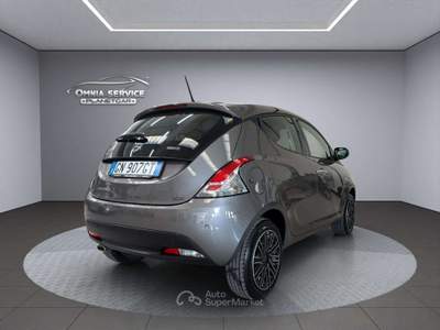 Lancia Ypsilon Ypsilon III 2021 1.0 firefly hybrid Gold Plus s Grigio usata Grosseto