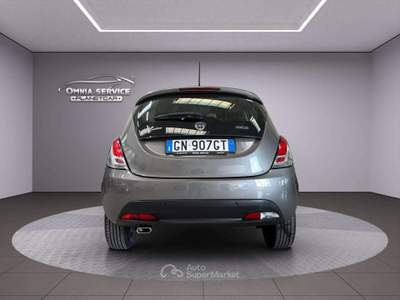 Lancia Ypsilon Ypsilon III 2021 1.0 firefly hybrid Gold Plus s Grigio usata Grosseto