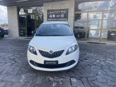 Lancia Ypsilon 5 porte S&S Hybrid Ecochic NEO PATENTATI Bianco usata Perugia