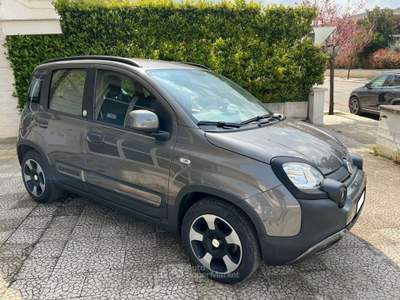 Fiat Panda 1.0 Hybrid Launch Edition Grigio usata Alberobello