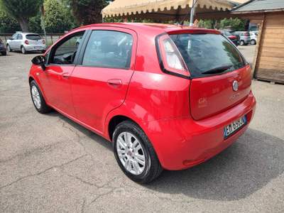 Fiat Punto OK NEOPATENTATI, GARANZIA L.12 MESI, LEGGERMENTE GRANDINATA Rosso usata Reggio nell'Emilia
