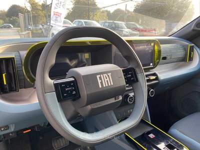 Fiat Grande Panda 1.2 Hybrid 110 CV S&amp;S Icon Rosso usata Pinerolo