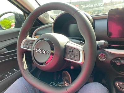 Fiat 600 Hybrid DCT MHEV POP Blu/Azzurro usata Pinerolo